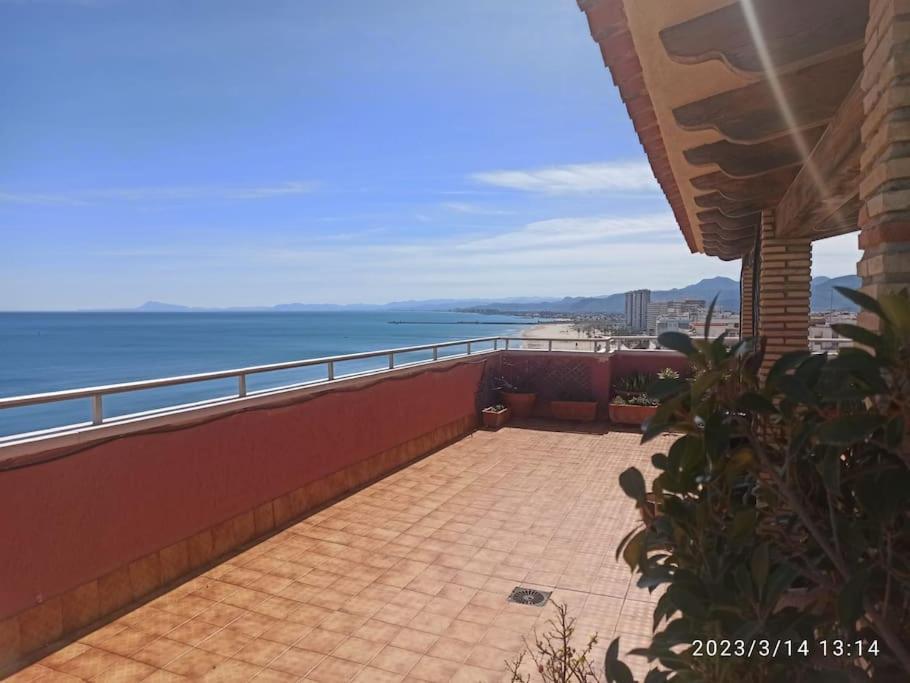 Espectacular Terraza Y Vistas En 1A Linea De Playa Apartamento Cullera Exterior foto